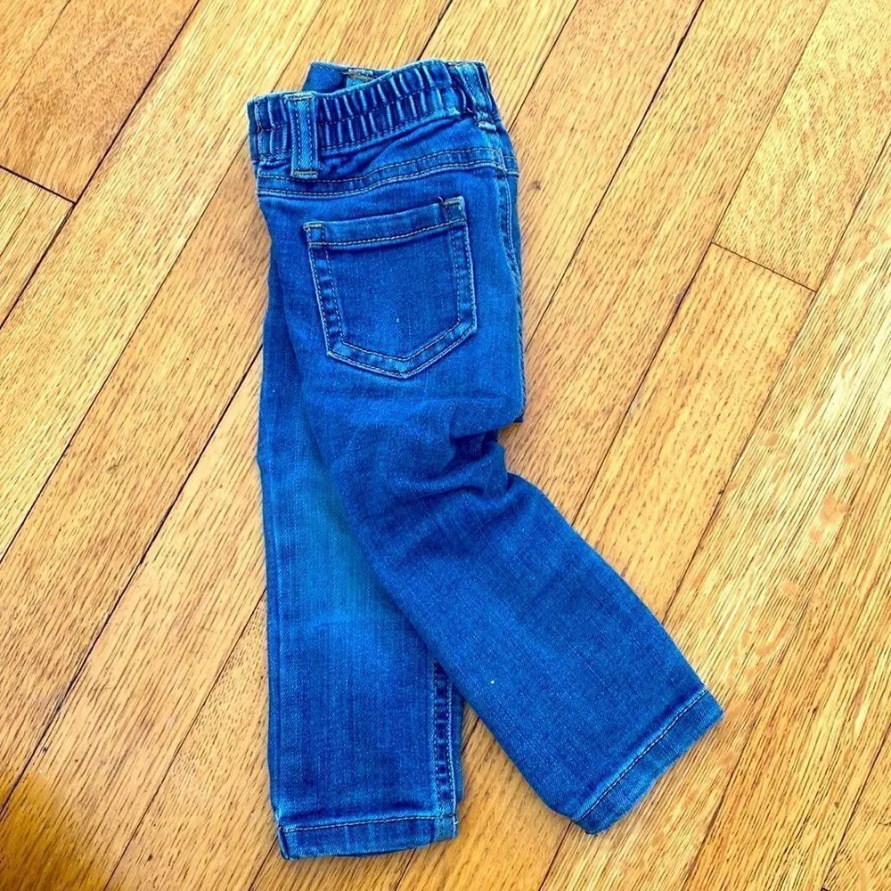 3/$15 Girls skinny Jeans